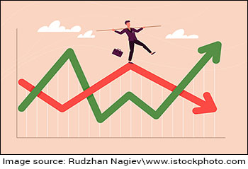 Sensex, Nifty Give Up Days Gain, End Flat; IT Stocks Gain