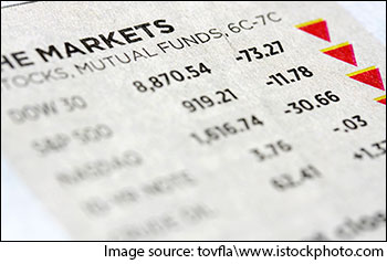 Why Equity Mutual Funds Keep Going Down with Markets