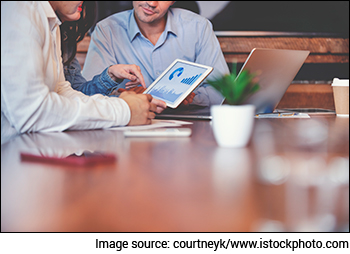 Dolly Khanna Turns Bearish on these 3 Stocks. Do You Own Them?