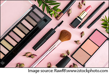 Why Nykaa Share Price is Falling