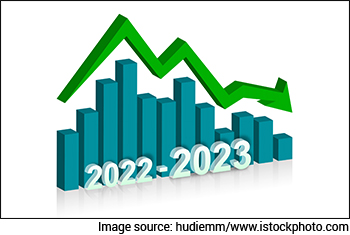 Undervalued Gems: 5 Smallcap Stocks Hitting 52-Week Lows. Time to Take a Look?