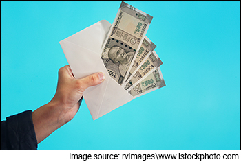 Special Dividend Alert! 2 Stocks Primed for Big Payouts