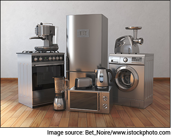 Forget Dixon Tech and Focus on These Smallcap Electronic Manufacturing Stocks