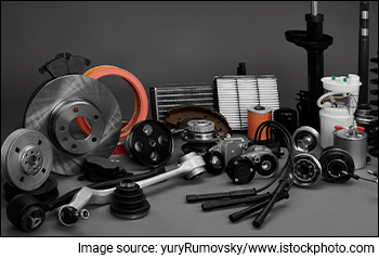 Vijay Kedia and Dolly Khanna Trim Stake in this Multibagger Auto Ancillary Stock