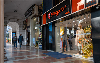 Can Raymond Go Up 3x to Rival Vedant Fashions