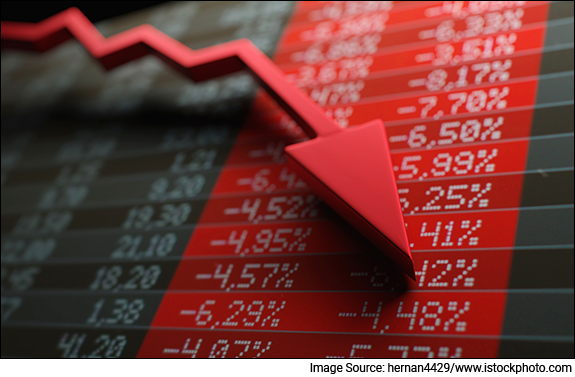 high-pressure-wire-tower-at-sunset-at-dusk