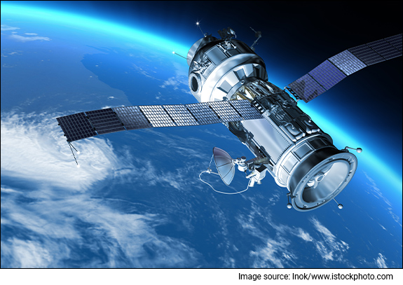 space-station-in-earth-orbit