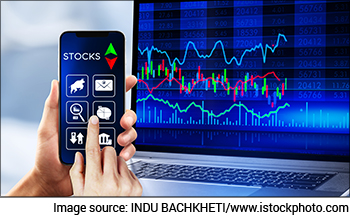 Sensex Recovers from Days Low, Trades 250 Points Lower, Nifty Below 17,700; TCS & Infosys Top Losers