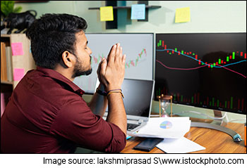 Sensex Today Trades Marginally Lower | Pharma Stocks Rise while IT Stocks Fall | Titan, UPL & Maruti Top Gainers