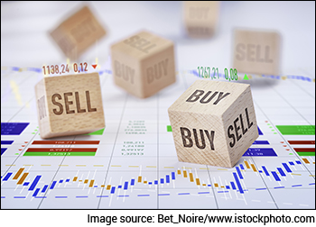 HFCL Bags Telecom Order | Oil India's Net Zero Plan | Top Buzzing Stocks Today