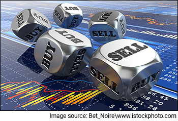 Bajaj Electricals & Grasim Q1 Results | Zee-Sony Merger Approved | Top Buzzing Stocks Today